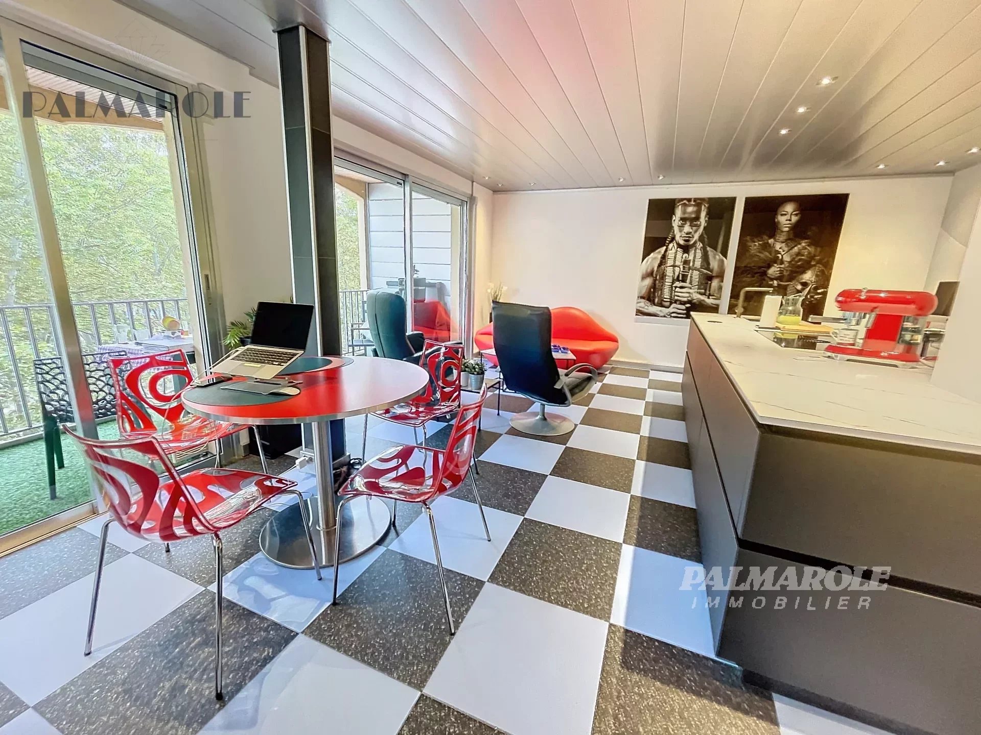 Perpignan Cours palmarole t2 parking et terrasse + cave