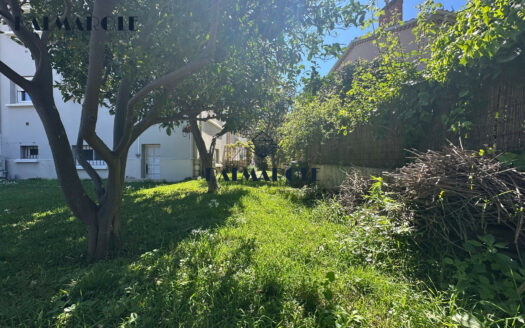 Perpignan – Palais des congrès T4 jardin garage cave cuisine d’été