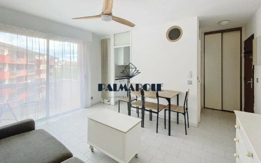 PERPIGNAN LOCATION STUDIO MEUBLÉ – PARKING – ASCENSEUR