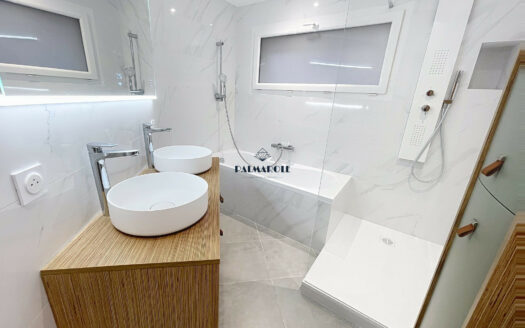 Perpignan Wilson dans immeuble art Deco t4 refait a neuf